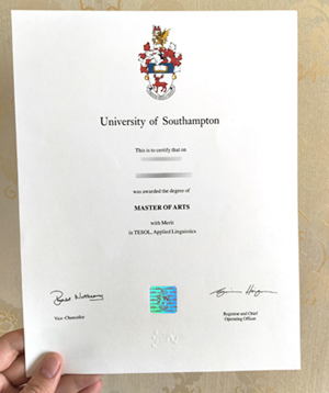 Buy the old version of the university of southampton fake diploma in the UK.