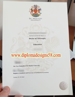 Find reliable sellers of De Montfort University fake diplomas online.